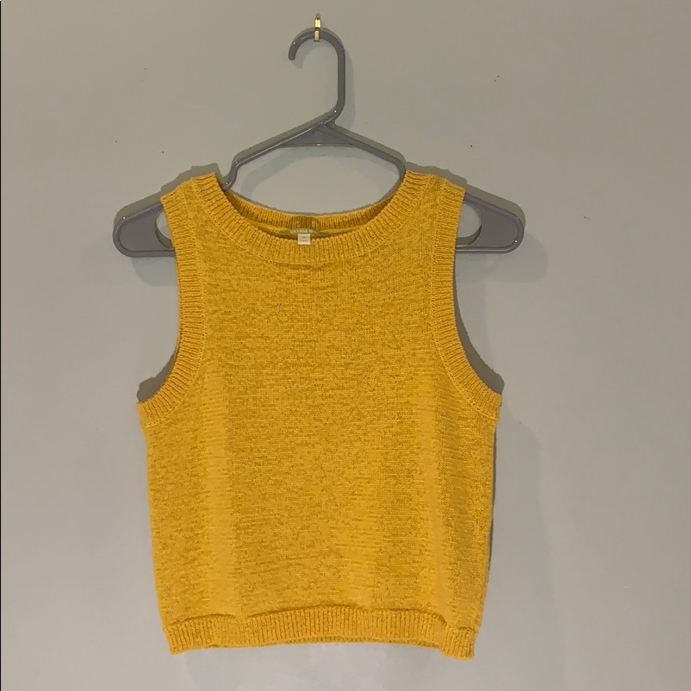 Gianni Bini Yellow Sleeveless Knit Crop Top
